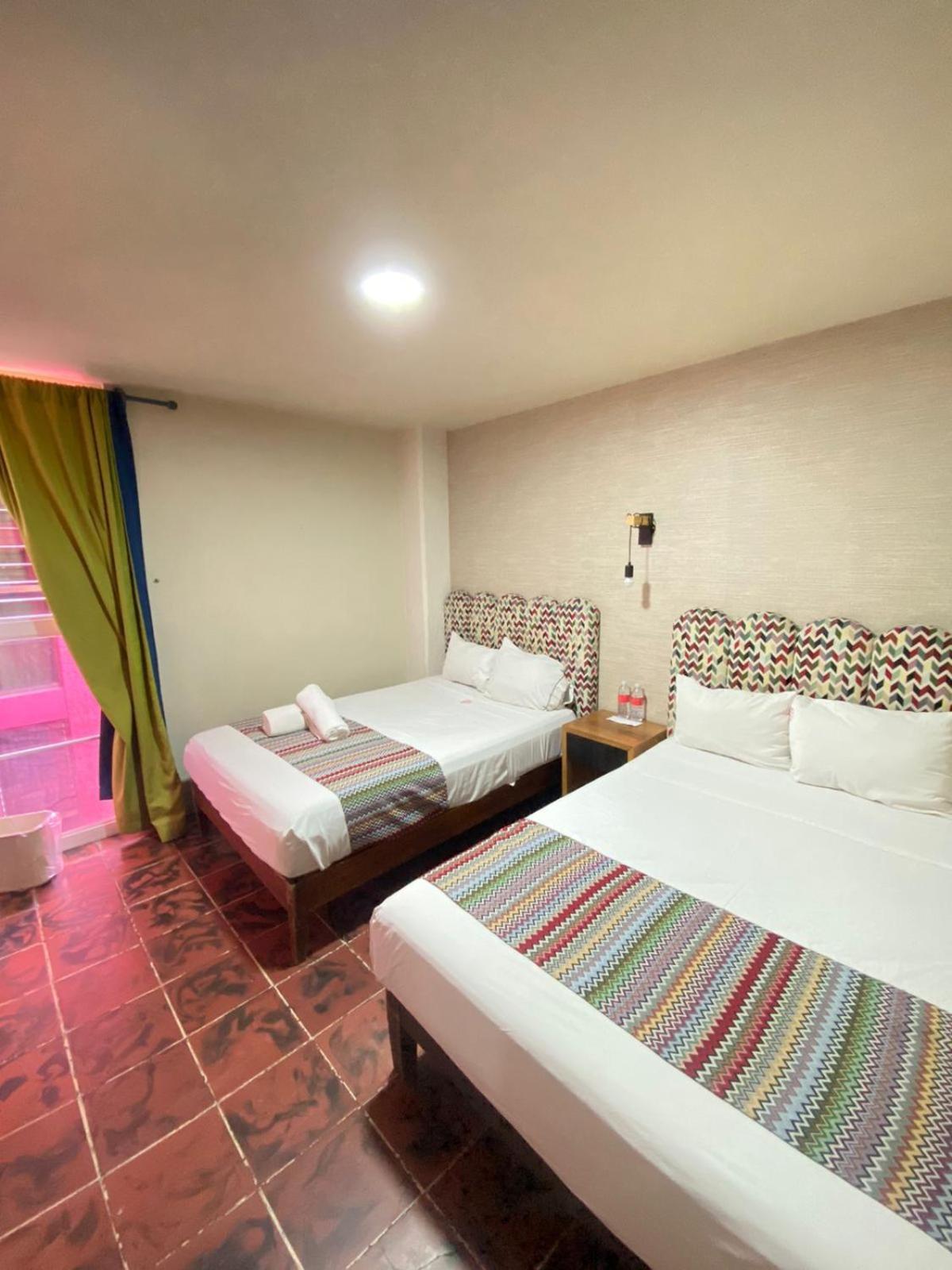 Hotel Flamingos Guadalajara Exteriör bild