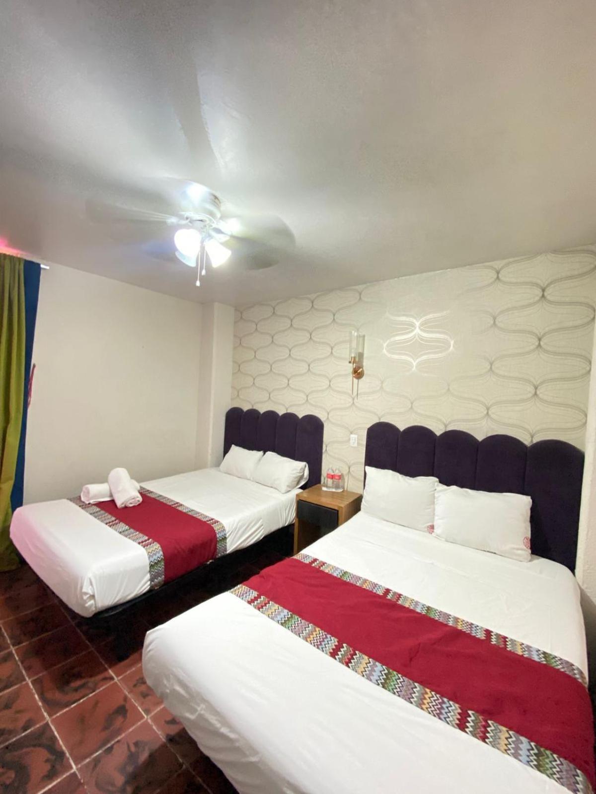 Hotel Flamingos Guadalajara Exteriör bild